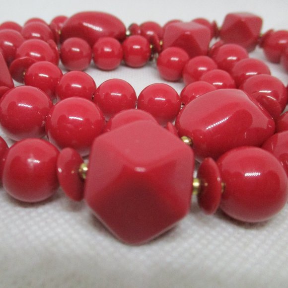 Vtg Celluloid Beaded Necklace With Gold Tone Metal Spacer Beads Heavy In Weight - Picture 6 of 9